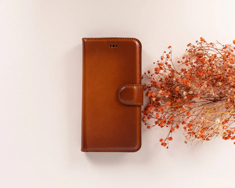 iPhone 16 abnehmbare Lederhülle mit MagSafe