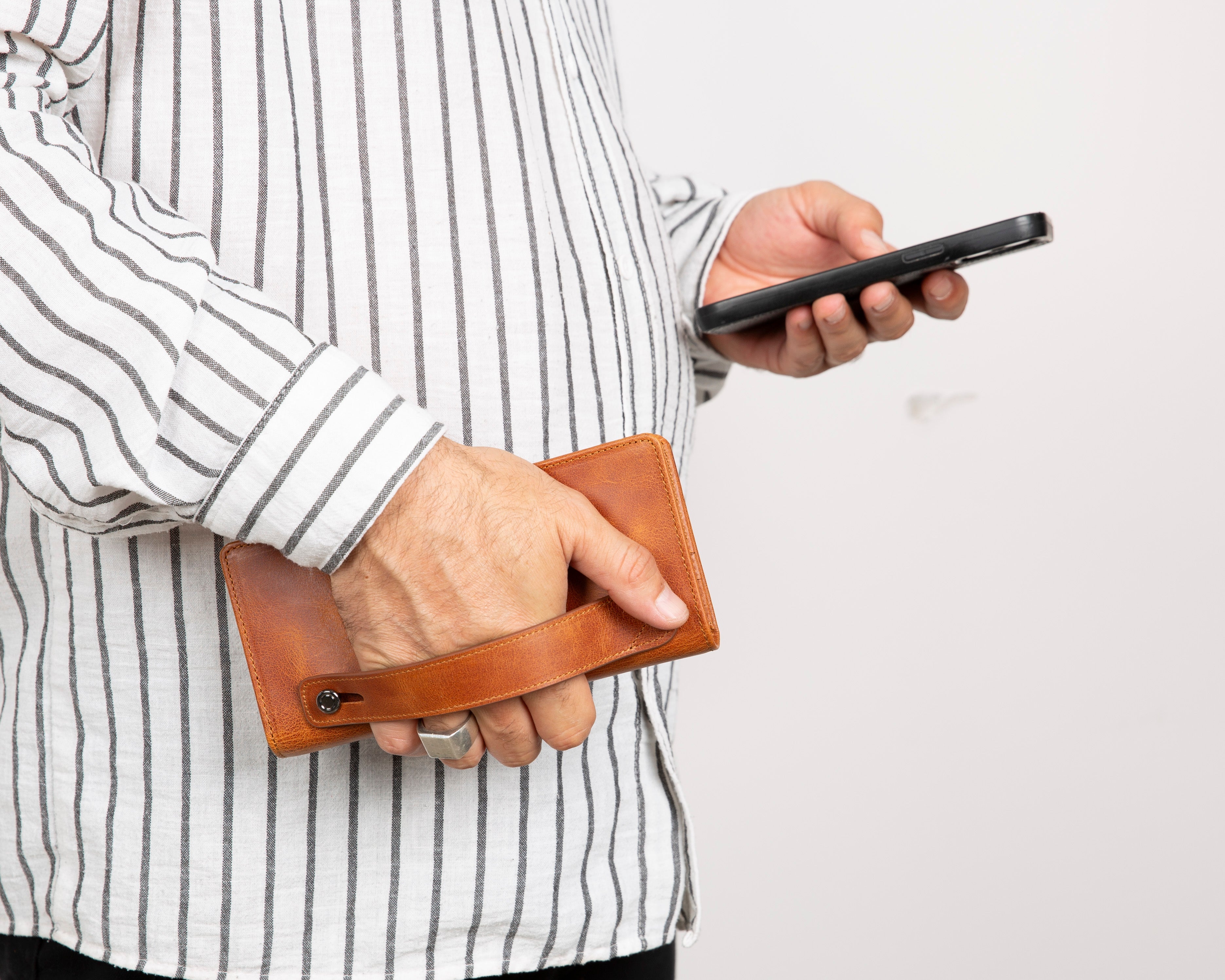 Modell Aura/ Damen Leder Geldbörse mit Handyfach