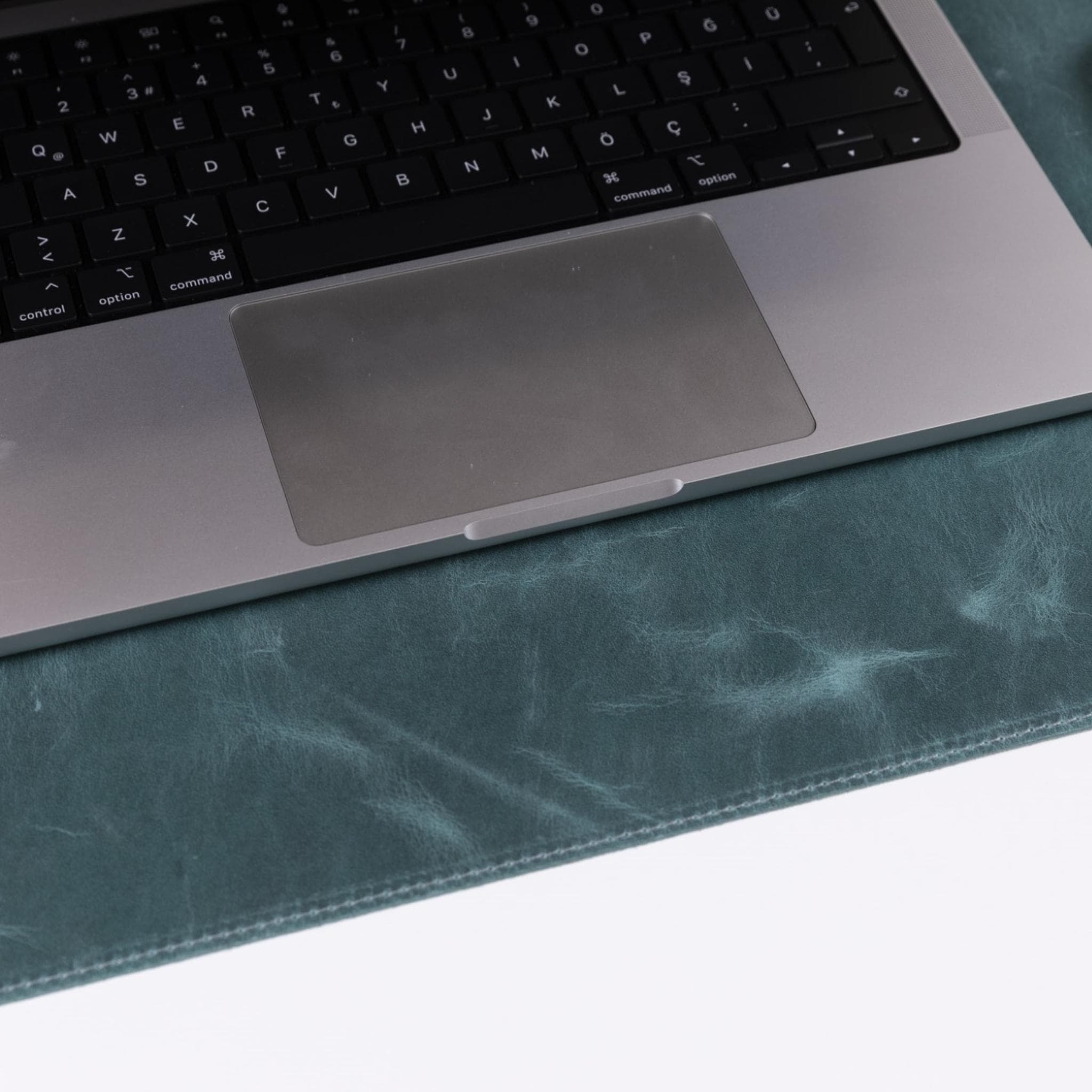 Customizable Full Grain Leather Desk Mat Bouletta LTD